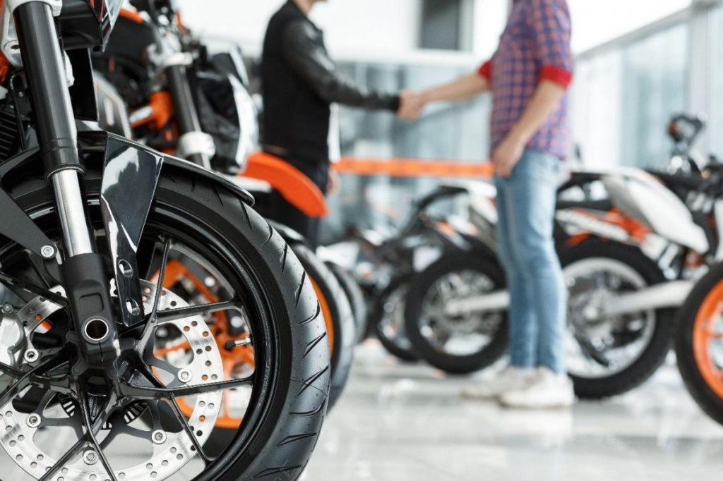 opciones-de-financiamiento-al-comprar-moto
