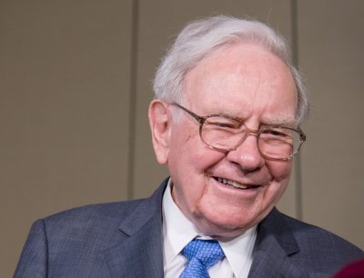 Warren-Buffet-estrategias-para-superar-una-crisis-económica
